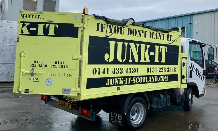 Junk-it truck from rear