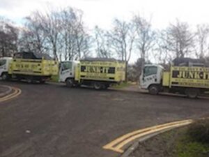 Junk-it fleet on the road