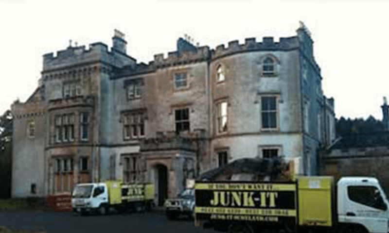 Country Manor clearance